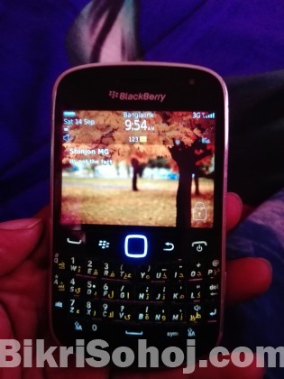 Blackberry blod touch 9900